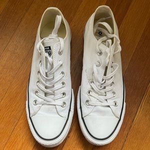 Platform Low-top Converse *GENTLY USED*